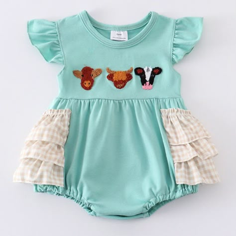 Embroidery Cows With Tan Gingham Ruffles Romper With Snaps - 100% Cotto Smoke And Animal Free Home Country Baby Clothes, Southern Baby Clothes, Western Baby Clothes, Woman Costumes, Gingham Romper, Baby Clothes Country, Southern Baby, Smocking Patterns