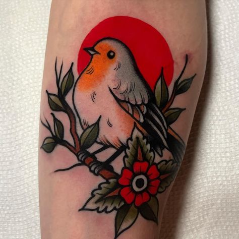 Old School Robin Tattoo, Traditional Robin Bird Tattoo, Robin Tattoo Traditional, Robin Tattoo Simple, American Traditional Birds, American Traditional Bird Tattoo, Bird Tattoo Traditional, Robin Tattoo Design, Rebirth Tattoos