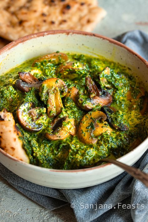 Spinach and Mushroom Curry - Delicious Indian Curry Recipes - Sanjana.Feasts Nourishing Vegetarian Recipes, Spinach Recipes Indian Vegetarian, Mushroom Bhaji Recipe, Indian Food Recipes Vegetarian Healthy, Mushroom Lunch Ideas, Spinach Curry Recipe, Indian Healthy Recipes Vegetarian, Healthy Veg Recipes Vegetarian Dinners, Indian Mushroom Recipe