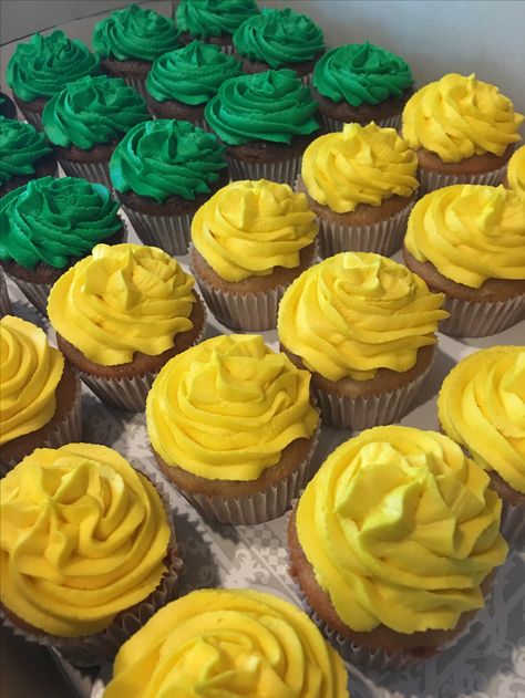 Oregon Ducks Party, Duck Cupcakes, Basketball Party, Oregon Ducks, Graduation Party, Ducks, Party Food, Food Ideas, Sweet Treats