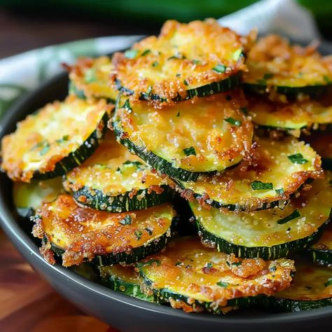 Crispy Zucchini Recipe Crispy Roasted Zucchini, Golden Zucchini Recipes, Classic Sloppy Joe Recipe, Fried Zucchini Recipe, Fried Zucchini Recipes, Crispy Zucchini, Zucchini Crisps, Fresh Zucchini, How To Cook Zucchini