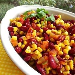 Summer Kidney Bean Salad Bean And Corn Salad, Kidney Bean Salad, Low Carbohydrate Recipes, Bean Pasta, Corn Salad Recipes, Kidney Bean, Bean Salad Recipes, Best Beans, Corn Salad