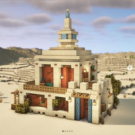 Minecraft Sandcastle Build, Minecraft Build Ideas Village, Sand Base Minecraft, Minecraft Pottery Shop, Small Desert House Minecraft, Sandstone Houses Minecraft, Minecraft Desert Temple Ideas, Desert Port Minecraft, Minecraft Desert Design