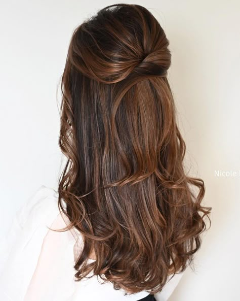 Elegant Bridesmaid Hair Half Up, Undone Half Up Hair, Brunette Braided Wedding Hair, Simple Updos For Short Hair Wedding, Half Up Half Down Wedding Hair Blowout, Elegant Wedding Hair Half Up, Asian Wedding Hairstyles Half Up, Bride Hairstyles Half Up Half Down Medium Length, Half Up Wedding Hair Medium Length