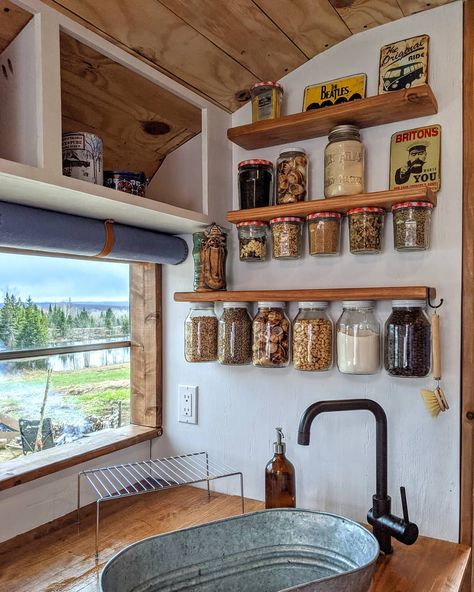 Furniture Kitchen Island, Camper Trailer Remodel, Bus Living, Kombi Home, Van Conversion Interior, Bus House, Caravan Interior, Campervan Life, Van Life Diy