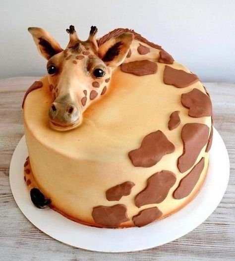 Giraffe Cake, Giraffe Cakes, Realistic Cakes, Amazing Food Decoration, Animal Cakes, Animal Cake, Special Cake, Page Facebook, Fancy Cakes