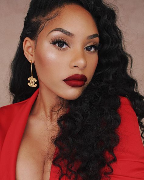 Red Makeup Looks, Make Up Diy, Red Lips Makeup Look, Festival Make Up, Red Lipstick Makeup, Summer Makeup Looks, Red Lip Makeup, Brown Skin Makeup, Fall Makeup Looks