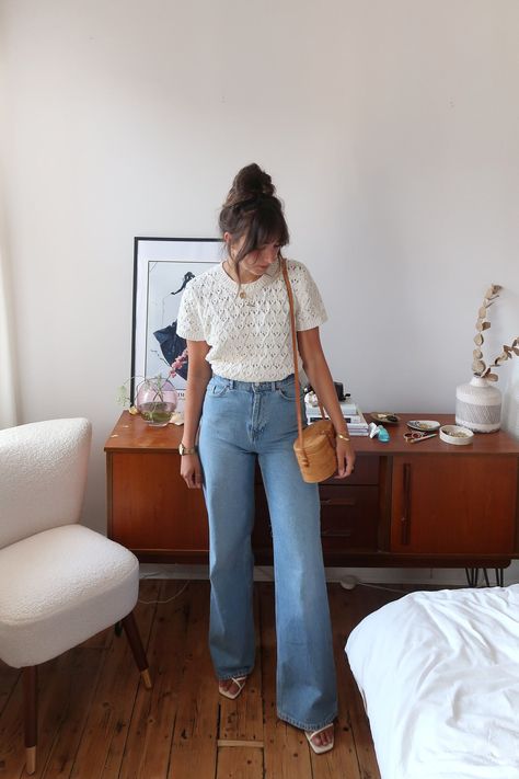 Casual Spring Outfits With Jeans, Midi Skirt Work Outfit, Date Night Summer Outfits, Rosie Butcher, Trip Style, Stylish Inspiration, Slim Mom Jeans, Look Jean, Jeans Claro