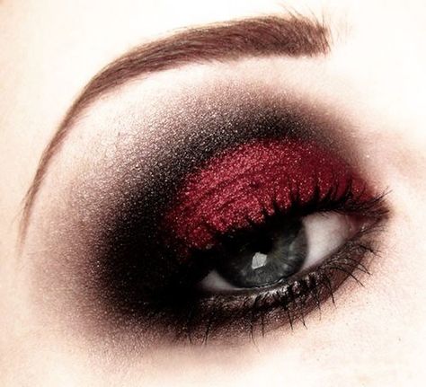 Emo Red Makeup, Smokey Eye Makeup Red, Alt Valentines Makeup, Emo Quince, Black And Red Eyeshadow, Red Goth Makeup, Makeup Red Eyeshadow, Silly Makeup, Red And Black Makeup