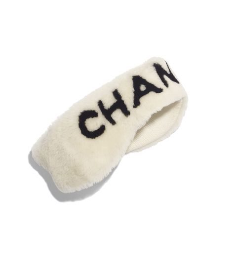 CHANEL Fashion - Fall-Winter 2019/20 - Headband - Reference: AA0926 X13114 C2666 - $1,100* *Recommended retail price. Actual price may vary. For legal information please http://services.chanel.com/en_US/policies/legal  https://www.chanel.com Chanel Earmuffs, Chanel Headband, Chanel Winter, Victoria Secret Pink Pajamas, Stray Kids Outfits, Yellow Beanie, Headwear Fashion, Winter Headband, Chanel Store