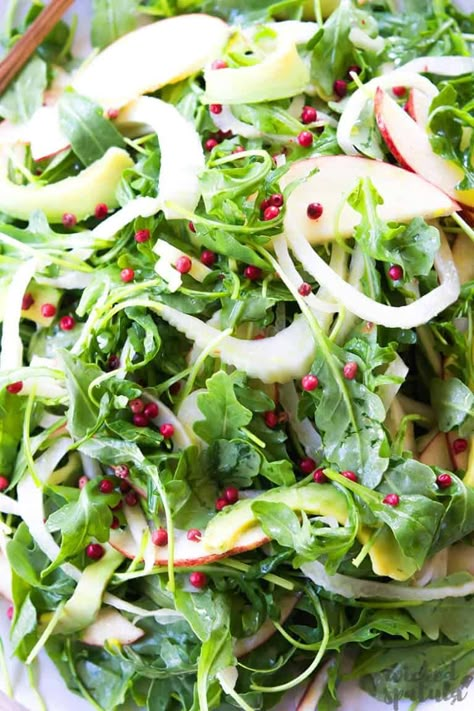 Arugula Apple Salad, Fennel Apple Salad, Fennel And Apple Salad, Green Apple Salad, Apple Salad Recipe, Snicker Apple Salad, Salad Apple, Fennel Slaw, Arugula Recipes