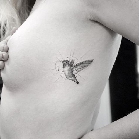 Hummingbird tattoo. Fine line tattoos are little accessories to your skin and Mr. K is a king in the fine line department. Enjoy! Moon Background, Bicep Tattoo, Hummingbird Tattoo, Bird Tattoo, Birds Tattoo, Fine Line Tattoos, Trendy Tattoos, Line Tattoos, Piercing Tattoo