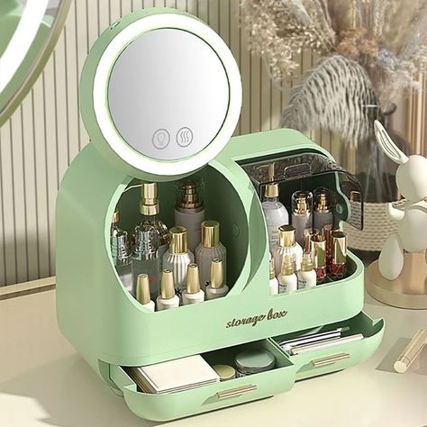 Makeup Vanity Green, Jewelry And Makeup Organizer, Cute Desk Mirror, Vanity Skincare Organization, Cute Room Things, Organization Ideas For Bedroom, Makeup Organizer With Mirror, Makeup Box Organizer, Makeup Storage Ideas