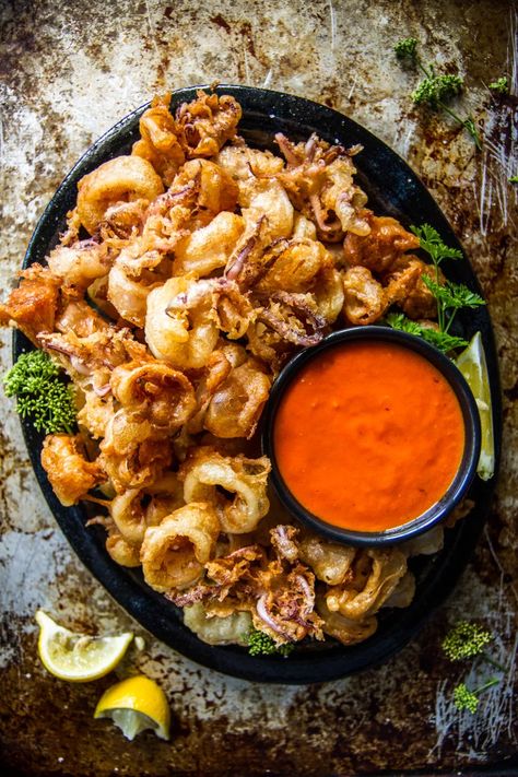 Crispy Fried Calamari (Gluten-free) | The Pioneer Woman Calamari Recipes, Fried Calamari, Broccoli Recipes, Calamari, Fried Food, Seafood Dishes, Marinara, Finger Food, Fish And Seafood