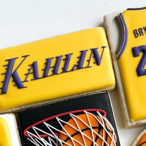 Lakers Cookies Decorated, Basketball Birthday Cookies, Nba Cookies, Basketball Cookies Ideas, Basketball Jersey Cookies Decorated, Kobe Bryan, Basketball Cookies, Cookies Baking, Baking Cookies