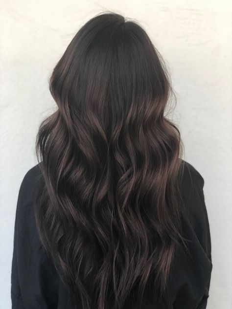 Hair Color Brunettes, Brown Hair Inspiration, Dark Fall Hair, Black Hair Balayage, Dark Brunette Hair, Brown Hair Looks, Brown Hair Inspo, Brunette Balayage Hair, Brown Hair Balayage