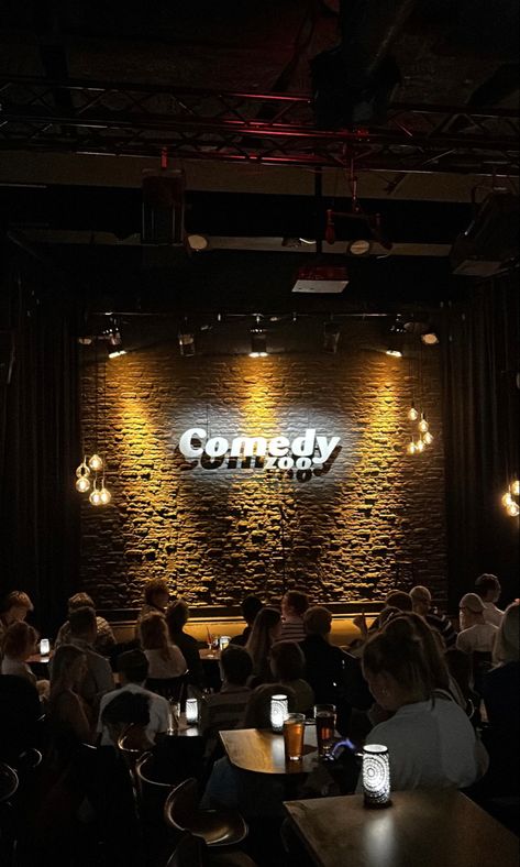 #comedy #comedyshow #denmark #colenhagen #comedyzoo #nightout #travelguide #aesthetic #summer Standup Comedy Aesthetic, Comedy Show Aesthetic, Comedy Club Aesthetic, Stand Up Comedy Aesthetic, Comedian Aesthetic, Bf Manifestation, Comedy Aesthetic, Documentary Aesthetic, Goals Board