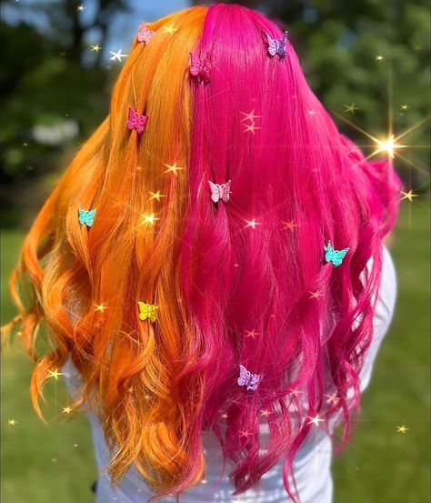 Hair Butterfly Clips, Arctic Fox Virgin Pink, Fox Hair Color, Half And Half Hair, Split Dye, Split Dyed Hair, Fox Hair, Arctic Fox Hair Color, Pink Dye