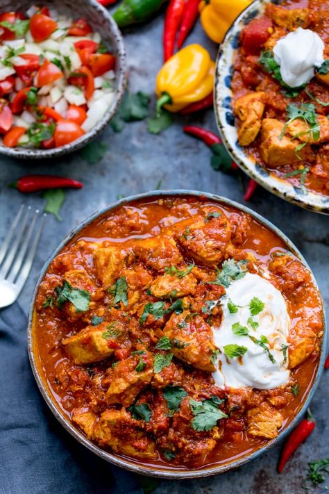 Healthier Slow Cooked Spicy Chicken Rogan Josh Chicken Rogan Josh Recipes, Chicken Jalfrezi Recipe, Slow Cooker Curry Recipes, Slow Cooker Chicken Healthy, Slow Cooker Chicken Curry, Rogan Josh, Wheat Free Recipes, Slow Cooker Dinner, Healthy Slow Cooker