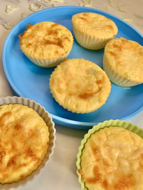 Ricotta Cheese Muffins with Egg | BLW and Toddler Recipe Blw Ricotta Recipes, Toddler Egg Recipes, Sweet Potato Crackers Recipe, Finger Food For Baby, Potato Crackers, Toddler Recipe, Ricotta Muffins, Sweet Potato Crackers, Food For Baby