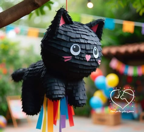 Mexican Piñatas, Christmas Piñatas, Pinatas Ideas, Halloween Piñatas, Piñata Ideas, Mini Pinatas, Diy Pinata, Pinata Party, Party Invitations Kids