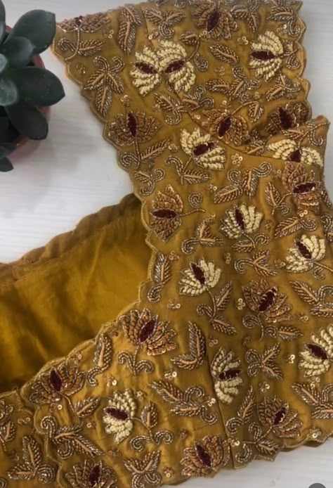 Talambralu Blouse Designs, Gold Blouse Aari Work Designs, Talambralu Saree Blouse Designs, Gold Work Embroidery Blouse, Latest Maggam Work Blouses 2024, Gold Blouse Maggam Work, Work Blouses Maggam Latest, Gold Colour Blouse Designs, Gold Blouse Designs