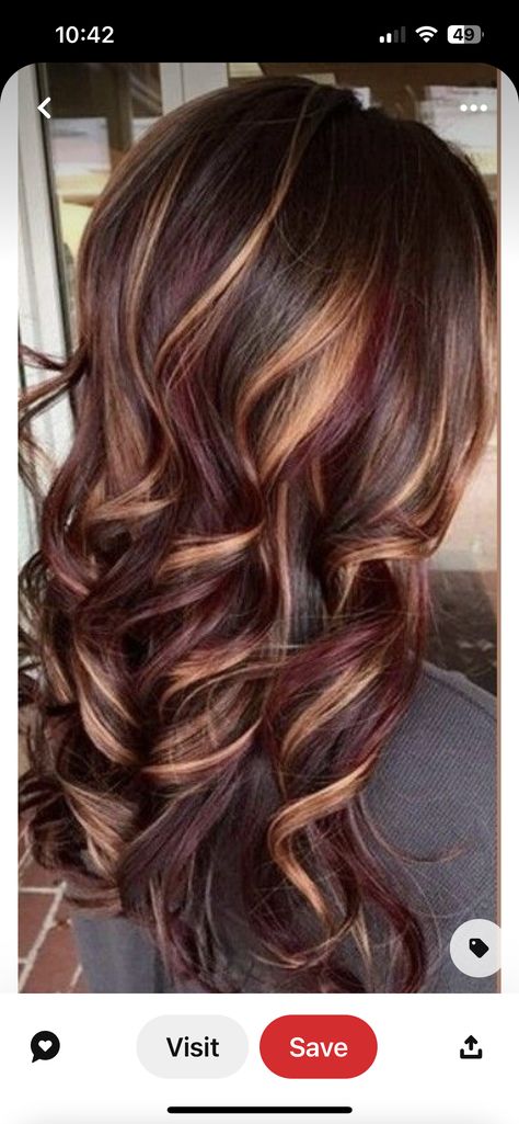 Brunette With Lowlights, Red Hair With Highlights, Fall Hair Color Trends, Hair Blond, Chocolate Hair, Chocolate Brown Hair, Balayage Blonde, Hair Color Light Brown, Red Highlights