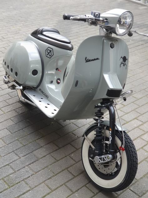 Vespa 200, Scooter Modified, Vespa Px 150, Custom Moped, Classic Vespa, Vespa Piaggio, Vintage Vespa, Motorised Bike, Vespa Px