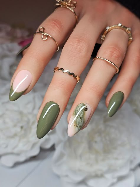 A list of the CUTEST green nail designs for the season! Green nails, emerald green nail designs, light green nails, green nail inspiration, nail inspo, nail design ideas Winter Nails Green And Gold, Emerald Green Nail Art Designs, Nail Green Pastel, Nail Ideas Light Green, Green Inspired Nails, Nail Designs Light Green, Nails For Marriage, Nails Painted Ideas, Green And Nude Nails