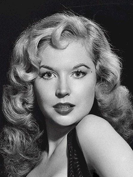 Betty Brosmer, Commercial Model, Vintage Photo Prints, Glamour Photo, Old Hollywood Stars, Norma Jeane, Old Hollywood Glamour, Vintage Pinup, Vintage Artwork