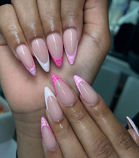 Classic Nails Almond Shape, White Almond French Tip Nails With Design Pink, Medium Stiletto Nails Designs, Nail Almond, Pink French Tip Nails Pointy, Hot Pink French Tip Nails Almond Long, Pink Almond Nails Design, Kitten Stilleto Nails, Stilleto Pink French Tip