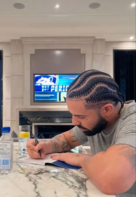 Twist Hair Men, Drake Funny, Cornrow Styles For Men, Mens Twists Hairstyles, Champagne Papi, Natural Hair Men, Braid Styles For Men, Drake Photos, Drizzy Drake