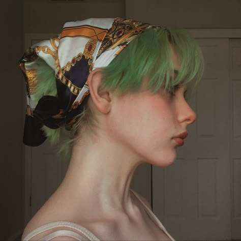 Pixie Green Hair, Green Hair Short Pixie, Short Green Hair Aesthetic, Dyed Short Hair Pixie, Pixie Cut Drawing, Green Pixie Cut, Pixie Cut Dyed Hair, Blue Pixie Cut, Green Short Hair