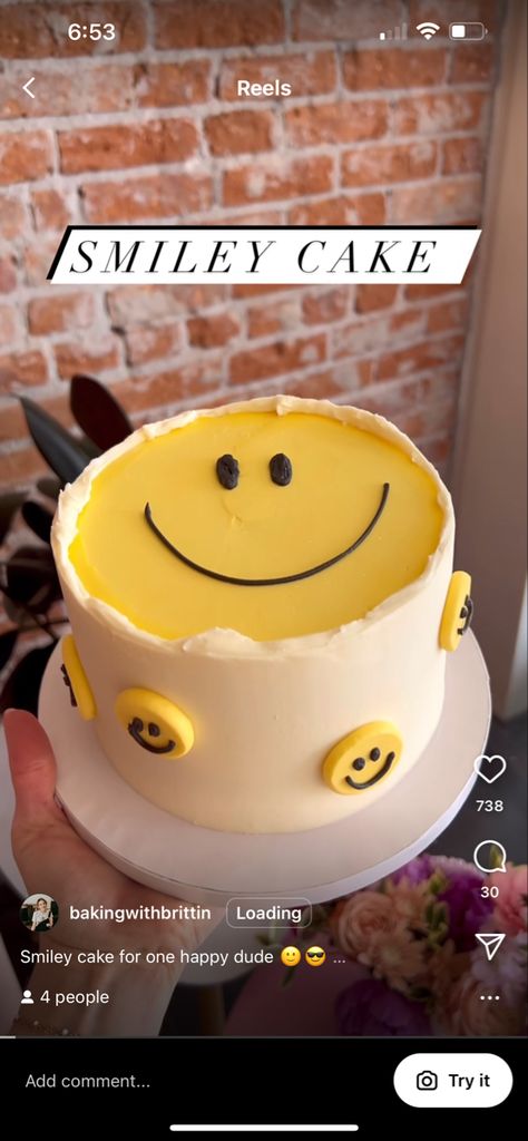 Happy Face Smash Cake, One Cool Dude Smash Cake, Smash Cake One Happy Dude, One Happy Dude Smash Cake Pictures, One Happy Dude First Birthday Smash Cake, One Happy Dude Cake Ideas, Smiley Face Smash Cake, One Happy Dude Birthday Cake Smash, Five Is A Vibe Birthday Party Boy