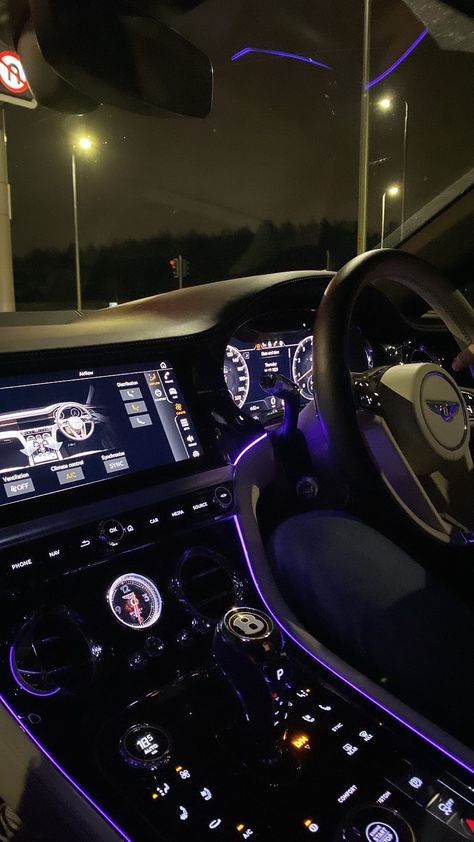 Aston Martin Interior, Bentley Interior, Night Rides Snapchat, Bmw Interior, Aston Martin Db11, Nightclub Aesthetic, Luxury Car Brands, Luxury Car Interior, Late Night Drives