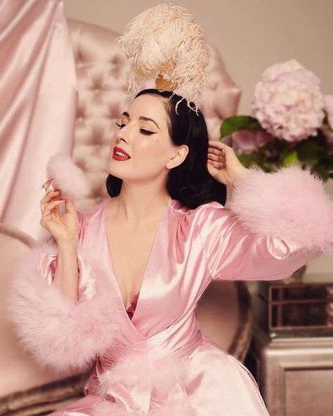 𝑇𝑖𝑔𝑒𝑟 🐅 | 𝐷𝑖𝑡𝑎 𝑉𝑜𝑛 𝑇𝑒𝑒𝑠𝑒 𝑆𝑢𝑝𝑝𝑜𝑟𝑡💄 on Instagram: "Another stunning photo of Dita from her collab with @hood_london! She looks so good. 😌 @ditavonteese 🖤💄✨ 📸: @dedwardsphoto #ditavonteese #burlesque __۞🐯۞__ ᖇᗴᗰᗴᗰᗷᗴᖇ: YOᑌ ᗩᖇᗴ ᗩᒪᒪ ᗷᗴᗩᑌTIᖴᑌᒪ ᗩᑎᗪ ᘜᒪᗩᗰOᑌᖇOᑌՏ Iᑎ YOᑌᖇ Oᗯᑎ ᗯᗩY! ᗷᗴ ՏTᖇOᑎᘜ ᗩᑎᗪ Kᗴᗴᑭ ᘜOIᑎᘜ! ғᴏʟʟᴏᴡ ᴍᴇ ᴀᴛ @ditasmultiverse ғᴏʀ ᴍᴏʀᴇ ᴜᴘᴅᴀᴛᴇs, ғʟᴀsʜʙᴀᴄᴋs ᴀɴᴅ sᴜᴘᴘᴏʀᴛ ᴏɴ ᴀʟʟ ᴛʜɪɴɢs @ditavonteese! 𝑨𝒓𝒆 𝒚𝒐𝒖 𝒂 𝒇𝒂𝒏 𝒐𝒇 𝒁𝒆𝒍𝒊𝒏𝒂 𝑽𝒆𝒈𝒂, 𝑴𝒐𝒕𝒉𝒊𝒄𝒂 𝒂𝒏𝒅