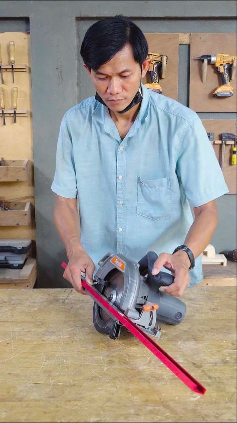 Awesome DIY Saw Guide for woodworking Technique #reels #reelsviral #router #Amazing #trend #FacebookReelsContest #reelsfb #trendingreels #Tiktok | Woodworking TV | Woodworking TV · Original audio Circular Saw Guide Rail, Circular Saw Guide, Circular Saw Jig, Building Kitchen, Christmas Crafts For Adults Diy, Halloween Decorations Outdoor Diy, Diy Halloween Decorations Outdoor, Diy Christmas Crafts For Adults, Crafts For Adults Diy