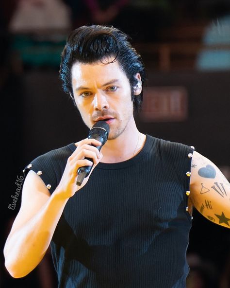 Harryween 2022, Danny Zuko, Harry Styles Live, Mr Style, Harry Styles Love On Tour, Choose Love, Harry Edward Styles, Edward Styles, Love On Tour