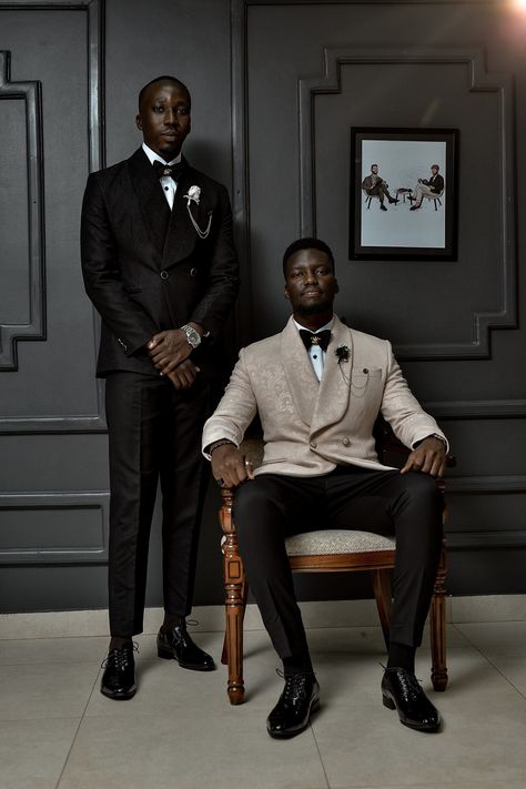 Tuxedo Photoshoot Men, Opera Outfit Men, Black Man In Suit, Black Man With Glasses, Black Men In Suits, White Wedding Suits For Men, Tux Prom, 3 Piece Suit Men, Elegant Men Style