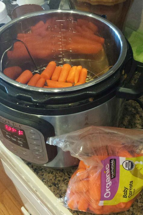 Instapot Baby Food Stage 1, Food Instant Pot, Instant Pot Baby Food, Baby Food Recipes Stage 1, Make Baby Food, Recipes Instapot, Baby Carrot Recipes, Making Baby Food, Kid Recipes