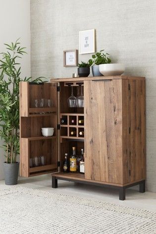 Drinks Cabinet Living Room, Drink Cabinet Modern, Living Room Drinks Cabinet, Small Bar Cupboard Ideas, Bar Cabinet Design Luxury, Whiskey Home Bar, Drinks Cabinet Ideas Home Bars, Drinks Cabinet Ideas, Mini Bar Cabinet