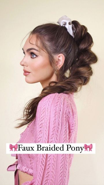 Jackie Wyers Hairstyles, Viral Hairstyle, Jackie Wyers, Pink Cropped Sweater, Faux Braids, Braided Pony, Long Healthy Hair, Costume Outfits, Cropped Sweater