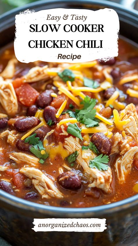 Healthy Crockpot Chilli, Ww Chicken Chili Crock Pot, Chicken Quinoa Chili Crockpot, Chicken Fajita Chili, Crockpot Chilli Chicken, Crockpot Recipes Chicken Chili, Chicken Bean Crockpot, Black Bean Chicken Chili Crockpot, Chicken Thigh Chili Crockpot