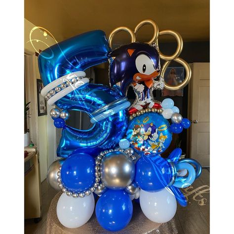 Sonic Balloon Arch, Sonic Balloons, Sonic The Hedgehog Birthday Party Balloons, Sonic Balloon Decor, Sonic Balloon Bouquet, Sonic Birthday Ballons, Ballon Diy, Sonic Birthady Table, Party Balloons Diy