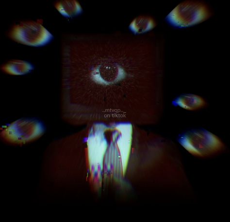 weird core profile picture: ..mtvqp.._ on tiktok! Weird Core Playlist Covers, Schizo Core Aesthetic, Weird Core Pfp, Nightmare Core, Liminal Core, Weirdcore Pfp, Insane Core, Eyes Horror, Core Pfp