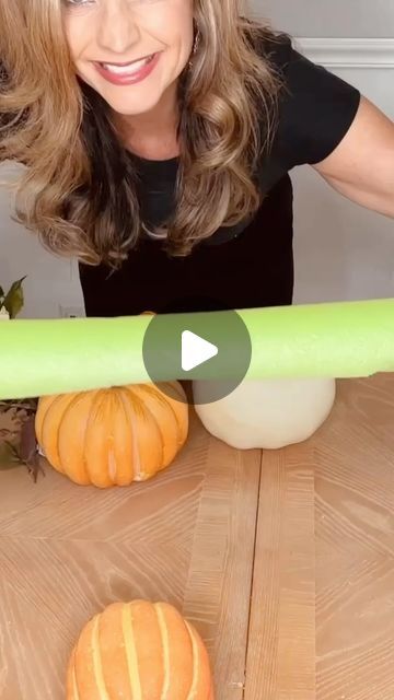 Olivia Parazine on Instagram: "Get creative this fall with a budget-friendly DIY centerpiece using a dollar tree pool noodle for a unique touch to your decor! 🍂🍁 #DIYFallDecor #BudgetFriendlyCrafts #dollartree #dollartreediy" Dollar Tree Thanksgiving Decor, Diy Dollar Tree Fall Decor, Diy Dollar Tree Centerpieces, Thanksgiving Centers, Thanksgiving Centerpieces Diy, Fall Floral Centerpieces, Fall Dining Room, Diy Centerpiece, Nifty Crafts