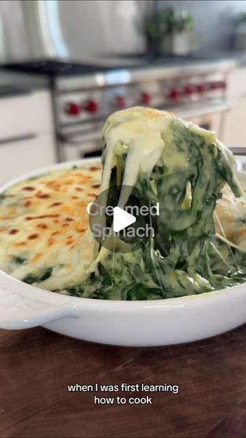 Mediterranean Diet Plan🇺🇲 on Instagram: "Creamed Spinach

💁‍♀️ Type "Yes" If You Want to Get More Recipes like this

🤗 Follow @mediterraneandietfoods to get mediterranean diet recipes and tips for weight loss and health

Ingredients:
▪️1/4 Cup Butter
▪️2 Cloves Garlic, minced
▪️1/4 Cup Flour
▪️1+1/2 Cups Whole Milk
▪️1/2 Cup Heavy Cream (or sub milk to lighten it up)
▪️3/4 tsp Kosher Salt
▪️1/2 tsp Pepper
▪️1 Pinch Nutmeg
▪️1 Dash Cayenne
▪️16 oz. Baby Spinach, roughly chopped
▪️1/4 Cup Parmesan, grated▪️
On Top (Optional):▪️1/2 Cup Mozzarella (or gruyere), grated▪️2 Tbsp Parmesan, grated▪️

Instructions:
- In a pot over medium heat, sauté the garlic in butter for 1 min then add the flour; cook the flour whisking constantly for 1 min and then start gradually pouring in the milk and c Cream Spinach Recipe, Home Made Puff Pastry, Creamed Spinach Recipe, Diet Lifestyle, Summer Veggies, Creamed Spinach, Spinach Recipes, More Recipes, Mediterranean Diet Recipes