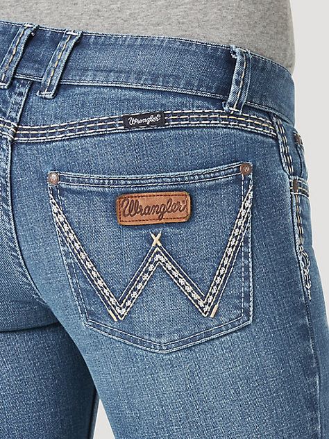 Women's Wrangler Retro® Sadie Bootcut Jean Wrangler Bootcut Jeans Women, Women’s Wrangler Jeans, Casual Country Outfits, Mens Cowboy Hats, Vintage Wrangler Jeans, Flair Jeans, Womens Cowgirl Boots, Womens Work Boots, Handcrafted Boots