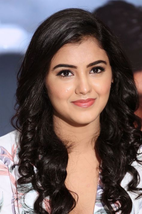 Beauty Galore HD : Nela Ticket Actress Malvika Sharma Latest Cute Photos From NT Pre-release Event Malavika Sharma, Malvika Sharma, Beauty Smile, Indian Woman, Desi Beauty, Beauty Face, Hd Photos, Beauty Women, Asian Beauty