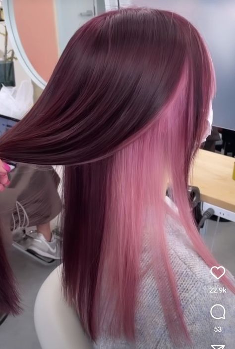 Red With Pink Hair, Light Magenta Hair, Long Dyed Hair Ideas, Styles For Kids Hair, Burgundy And Pink Hair, 70 Hair Styles, Hair Styles Latina, Hair Styles For 50, Pink Peekaboo Hair